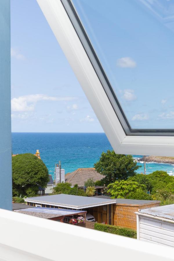 Seabreeze 3 - Seaview & Parking Apartment เซนต์ไอฟส์ ภายนอก รูปภาพ